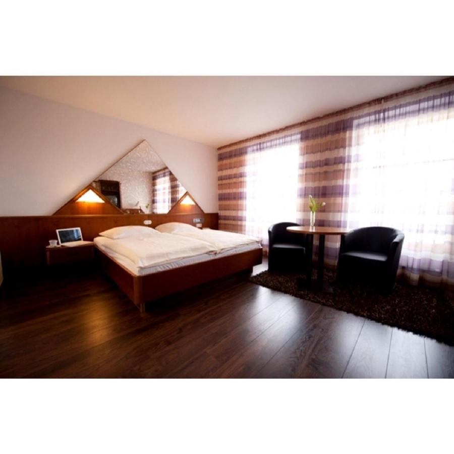 Classic Hotel Kaarst Εξωτερικό φωτογραφία