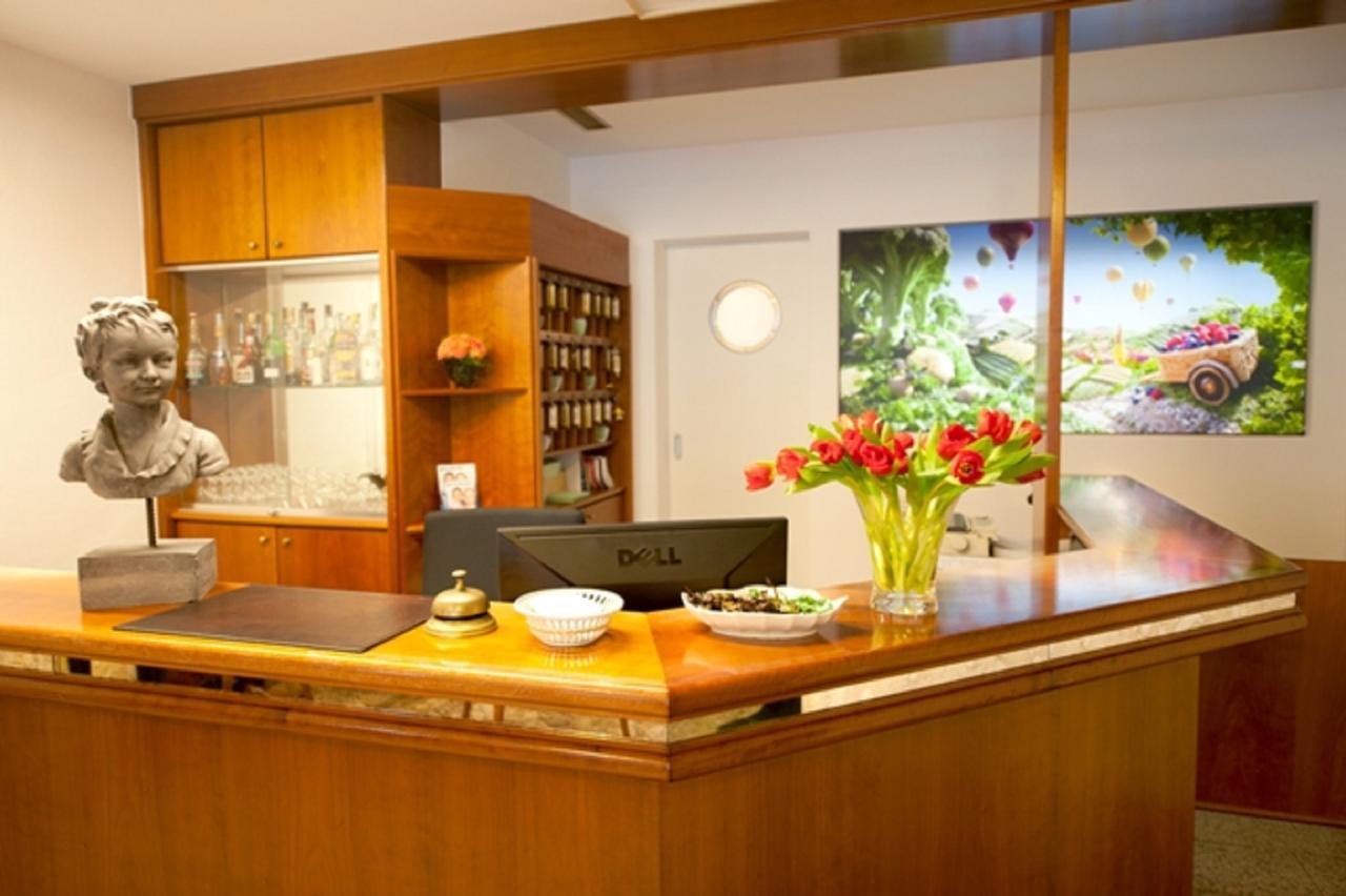 Classic Hotel Kaarst Εξωτερικό φωτογραφία